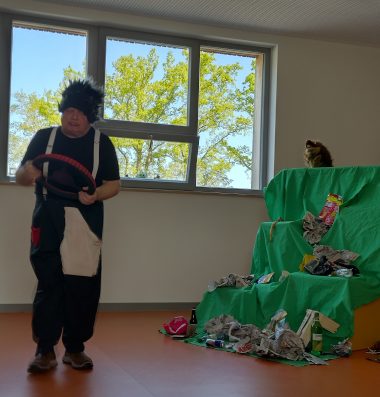 IGEL WILLY in der Kita Schlossmäuse