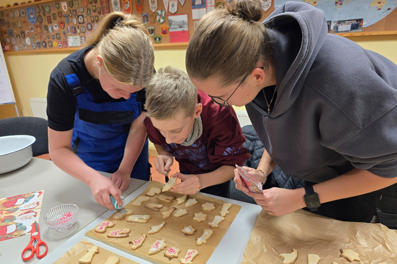In der Weihnachtsbäckerei